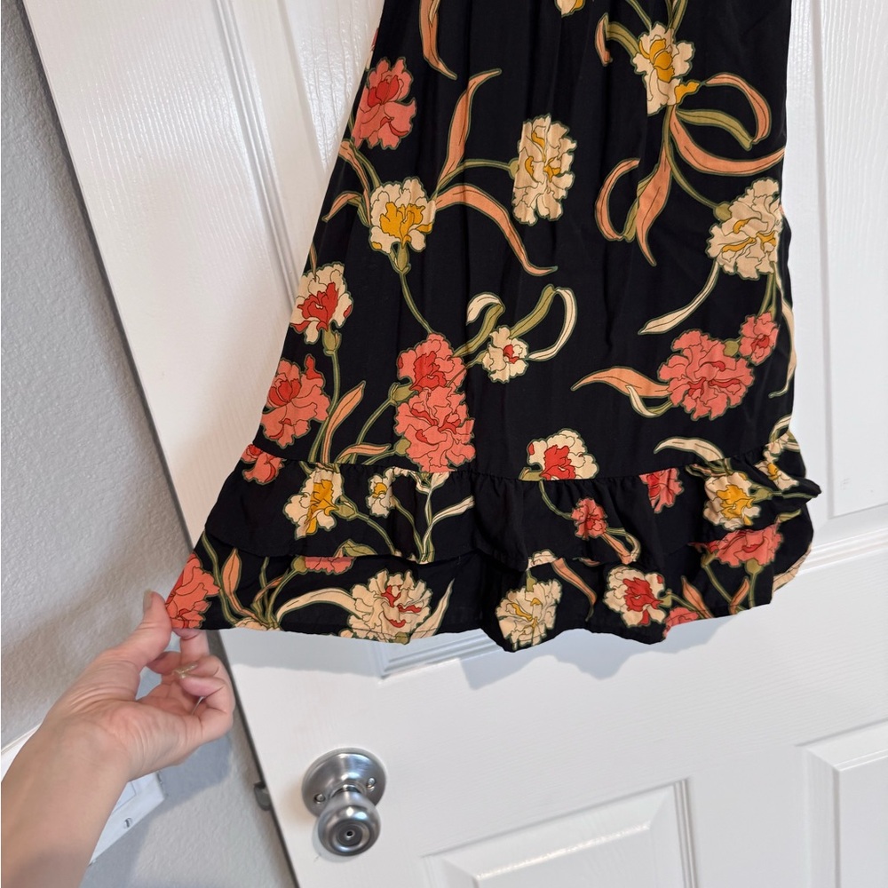 Floral Dress - Picture 4 of 9